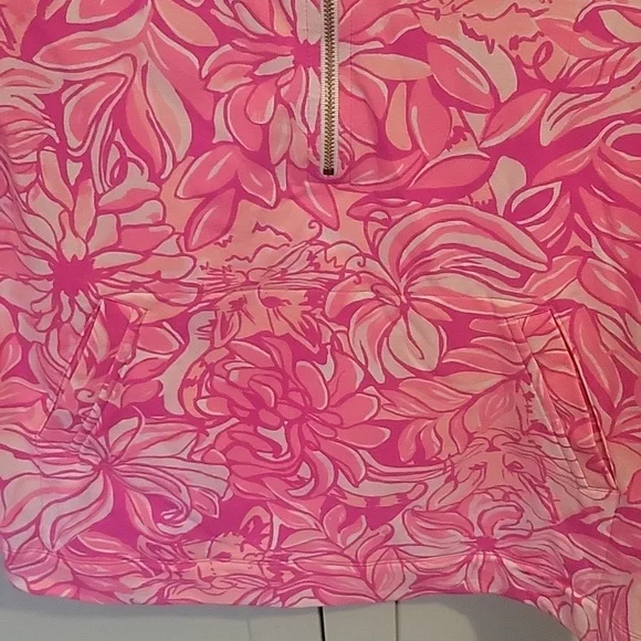 Lilly Pulitzer Pawsitive Skipper Popover EUC Size S - Picture 3 of 5